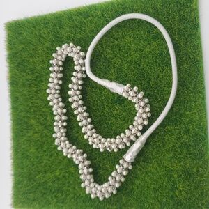 Classy Pearl Cluster Headband Overflow